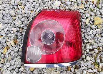 Toyota Avensis sedan t25 lift 2006 2008 lampa tył prawa