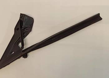 BMW F21 LISTWA DRZWI PRAWA 7268420