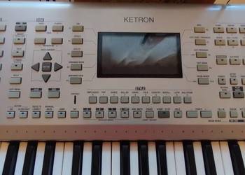 Ketron SD5 + pokrowiec