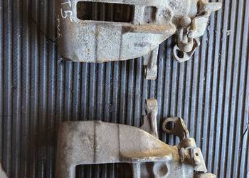 Zaciski hamulcowe tylne Volkswagen T5