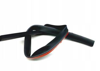 VOLVO XC60 uszczelka szyberdachu 30799675 OE VOLVO XC60 uszczelka szyberdachu 30799675 OE