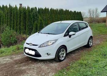 Sprzedam Fieste MK 7 2012r mały przebieg.