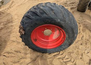 Opona BKT 400/55R22.5 NOWA z felgą 6 otworów