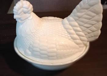 Szklana kura bomboniera.