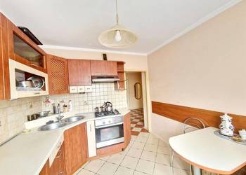 Mieszkanie 3 pokojowe, ok. 71m2 w Kielcach, os. Barwinek