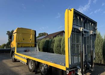 Auto-laweta ,pomoc drogowa ,pojazd specjalny, nowy najazd