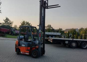 Wózek widłowy  Toyota tcm nissan udźwig 1800 kg sprowadzony gaz