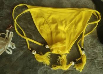 Kostiumy kąpielowe.