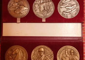 Sprzedam Medale Wybitni Wodzowie i Dowódcy oraz Rodzaje Wojs