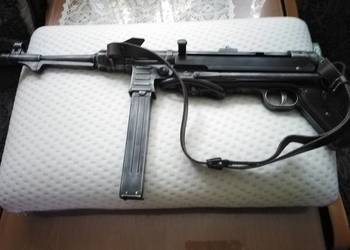 replika denix  postoletu  maszynowego  MP40