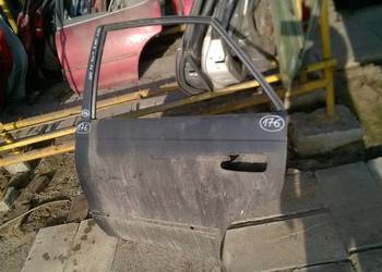 TOYOTA CARINA E 5D DRZWI TYŁ  LEWE TYŁ