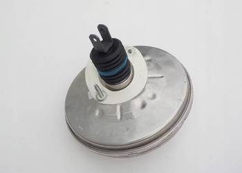 SERWO POMPA HAMULCOWA INFINITI Q30 QX30 472105DA9A