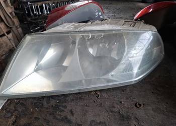 Lampa Lewa Przód Skoda Octavia 2