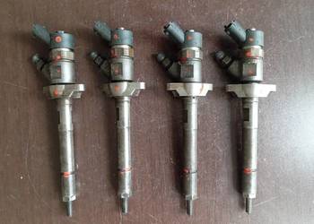 WTRYSKIWACZE 4 SZTUKI MAZDA CITROEN PEUGEOT SUZUKI FIAT FORD 0445110239