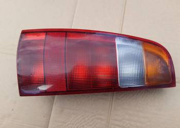Polo III Kombi lampa tyl tylna prawa lewa Oryginal