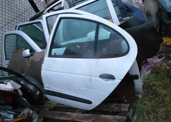 Drzwi tylne lewe Renault Megane I hatchback/ sedan białe Drzwi tylne lewe Renault Megane I hatchback/ sedan białe