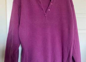 Sweter damski z wełny dziewiczej i angory, w kolorze fuksji.