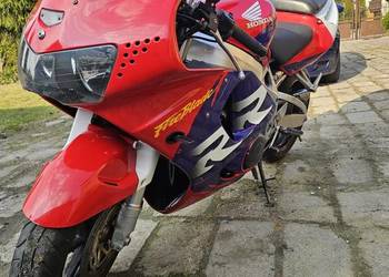 Honda CBR 900rr SC33
