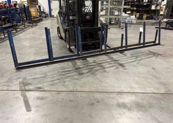 Regał dłużycowy, boksy do rur.