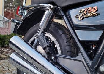 Honda CB 750 w oryginalnej wersji CUSTOM. Wersja europejska.