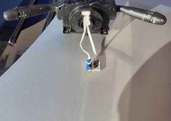 Sprzedam przełącznik zespolony świateł Peugeot 307 1.6 diesel combi 2007r