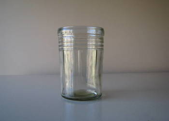 Szklanka musztardówka – wspomnienie PRL