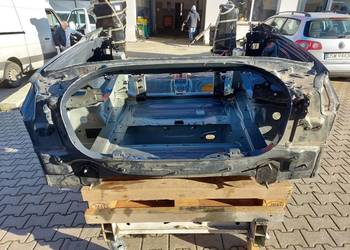 BMW G23 M440i Cabrio Podłoga bagażnika wanna blotnik tył prawy lewy C27