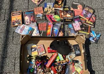 Wyprzedaż Garażowa - Zabawki Karty Autka Książki