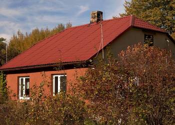 Całoroczny dom w wypoczynkowej lokalizacji. Zainwestuj w ciszę i spokój