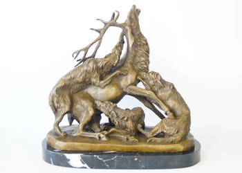 Figura z brązu Atak psów na Jelenia myślistwo rzeźba