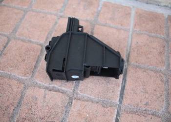 SIŁOWNIK KLAPKI WLEWU PALIWA FORD MONDEO MK4 6M21-220A20-AD