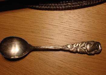 Desi 90 łyżeczka z różą