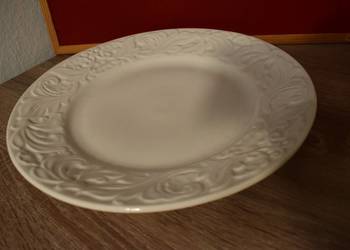 Patera Bogucice z reliefowanym brzegiem, 32 cm