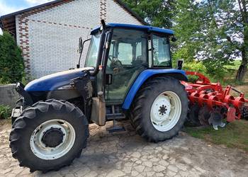 New Holland TL 100
