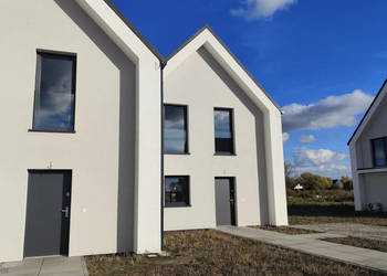 Oferta sprzedaży domu bliźniaka Nadolice Małe 105.07 metrów Oferta sprzedaży domu bliźniaka Nadolice Małe 105.07 metrów