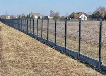 Ogrodzenie panelowe na podmurówce kolory h=1,80 - montaż