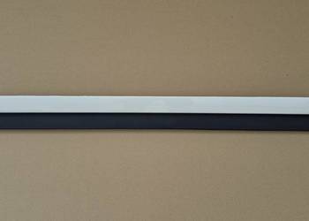 VOLVO FH4 DOKŁADKA ZDERZAKA SPOILER ŚRODKOWY Z GUMĄ BIAŁY SPOILEREK