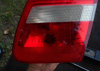 Lampy tylne klapy bmw e46 kombi  czesci klapy