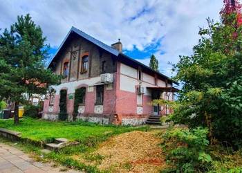 Haus (120 m²), Grundstück (500 m²), 2 Wohnungen (80 m² und 40 m²)