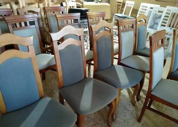 Piękne nowoczesne krzesła