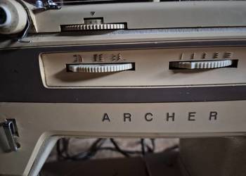 Maszyna do szycia plus nici