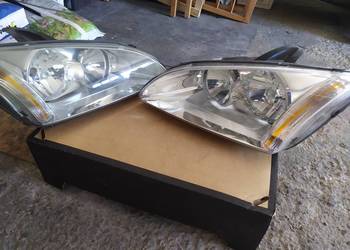 Ford Focus 2 lampy przednie