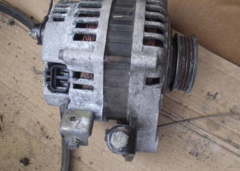 Nissan Serena. Alternator.