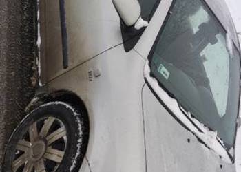 Toyota Corolla e12 lpg Uderzona w tył Sprawna Niskie Spalanie!