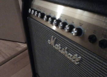 Marshall AVT50