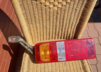 Lampa zespolonych świateł tylnych Lewa HELLA 2VP340 934-211