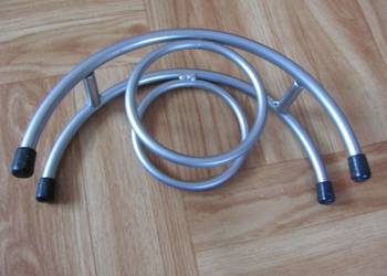 stojak metalowy 19,5 x 10 x 5,5 cm srebrny
