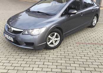 Honda Civic VIII Sedan 1.8 niski przebieg pewna historia