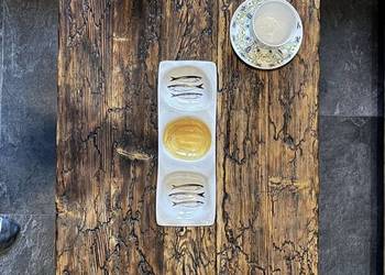 Drewniany stolik kawowy