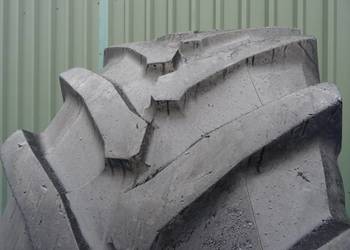 OPONA PIRELLI TM 800 650/65 R - 38 2002ROK 3CM OPONA PIRELLI TM 800 650/65 R - 38 2002ROK 3CM